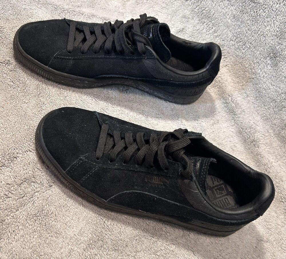 Puma Suede Embossed Ankle Super Clean!!! Size 6